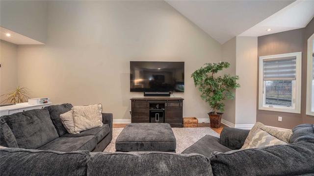 12 - 60 Dufferin Ave, Townhouse with 1 bedrooms, 3 bathrooms and 4 parking in Brantford ON | Image 39