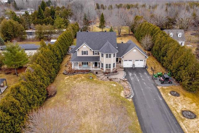 20296 Kenyon Concession 1 Road, House detached with 3 bedrooms, 3 bathrooms and 8 parking in North Glengarry ON | Image 2