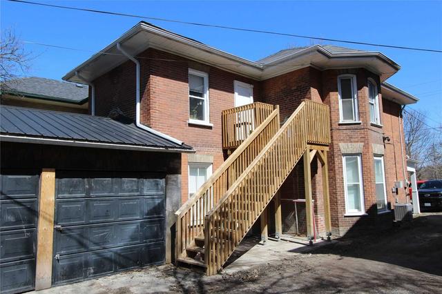 621 Water St, House detached with 6 bedrooms, 2 bathrooms and 4 parking in Peterborough ON | Image 6