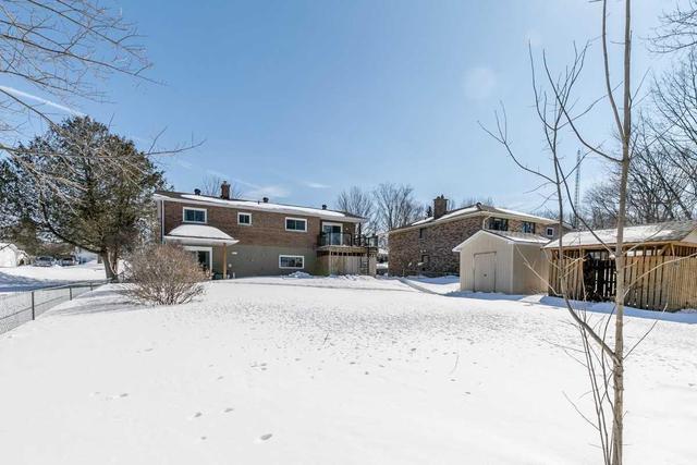 49 St Mary's Cres, House detached with 3 bedrooms, 2 bathrooms and 4 parking in Winnipeg ON | Image 18