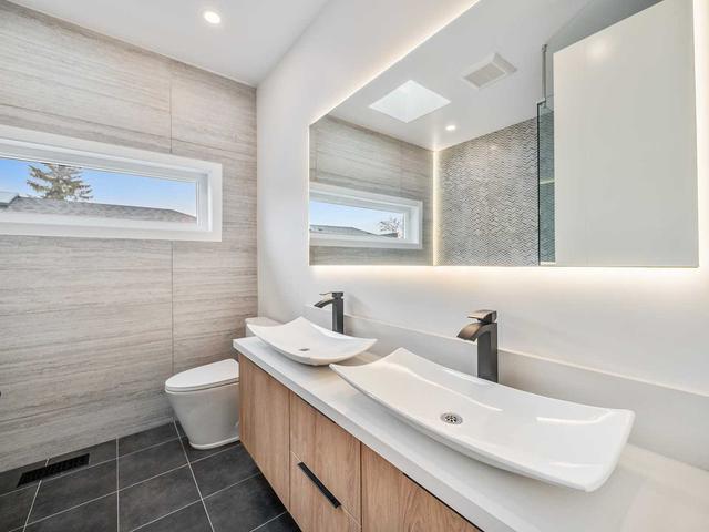 191 Holborne Ave, House detached with 3 bedrooms, 5 bathrooms and 3 parking in Toronto ON | Image 18