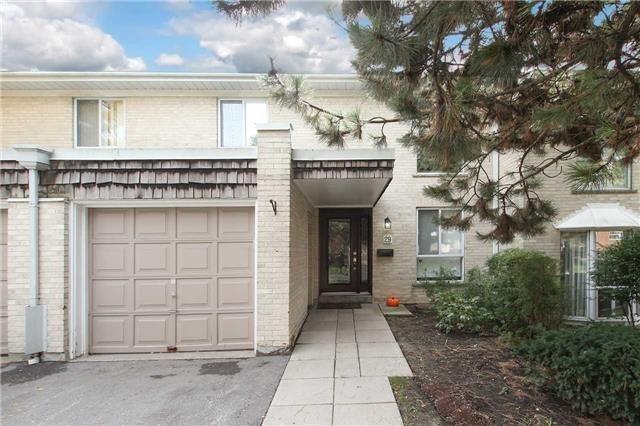29 Proudbank Mill Way, Townhouse with 4 bedrooms, 3 bathrooms and 1 parking in Toronto ON | Image 1