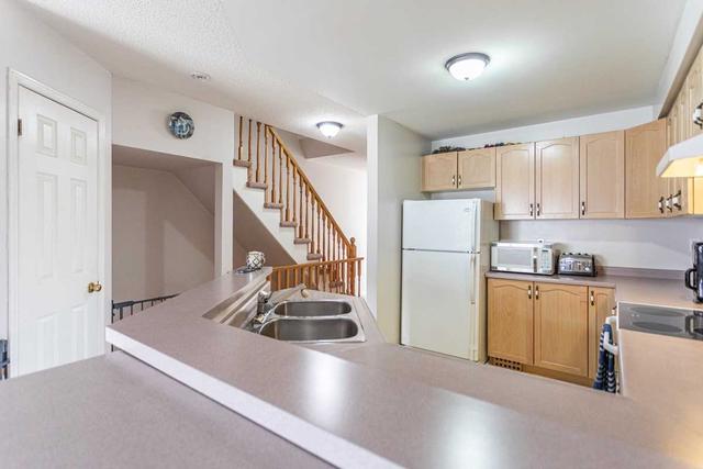 28 - 2015 Cleaver Ave, Townhouse with 3 bedrooms, 3 bathrooms and 2 parking in Burlington ON | Image 12