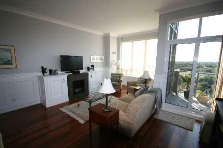 uph05 - 1 Clairtrell Rd, Condo with 2 bedrooms, 2 bathrooms and 1 parking in Toronto ON | Image 5