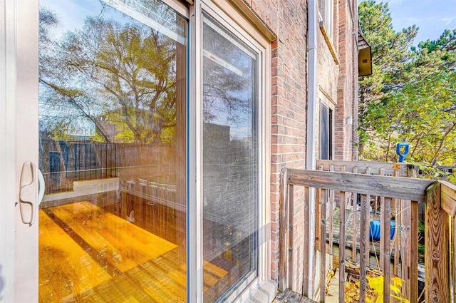76 Dutch Myrtle Way, Townhouse with 3 bedrooms, 4 bathrooms and 2 parking in Toronto ON | Image 18