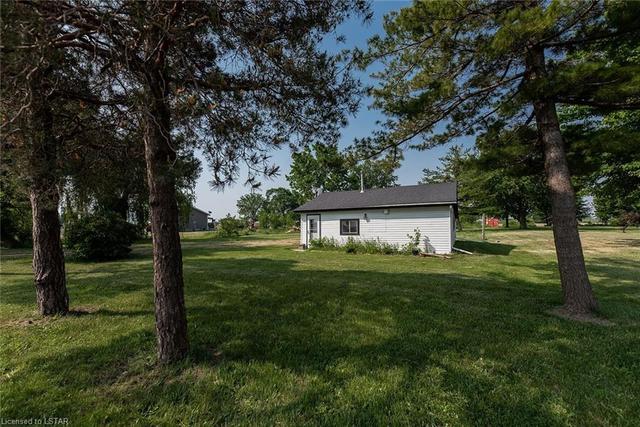 20666 Colby Road, House detached with 2 bedrooms, 1 bathrooms and null parking in Chatham Kent ON | Image 23