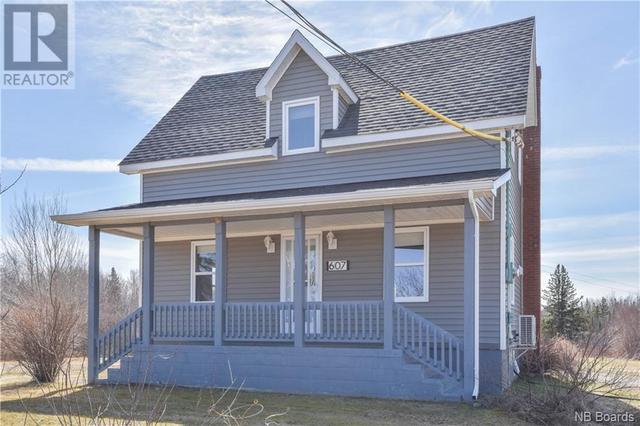 607 Des Acadiens Boulevard, House detached with 2 bedrooms, 1 bathrooms and null parking in Bertrand NB | Image 2