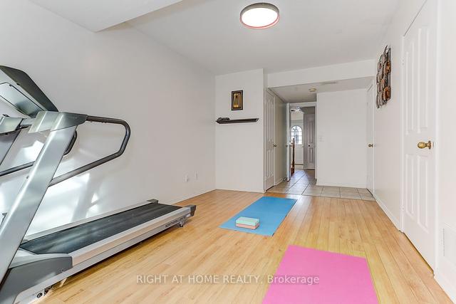 16 Pat Brooks Terr, Townhouse with 3 bedrooms, 4 bathrooms and 2 parking in Toronto ON | Image 22