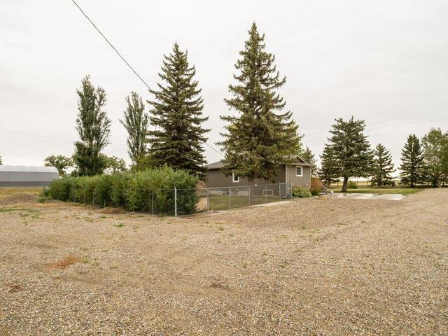 94070 Rge Rd 21 0, House detached with 4 bedrooms, 2 bathrooms and 10 parking in Lethbridge County AB | Image 30