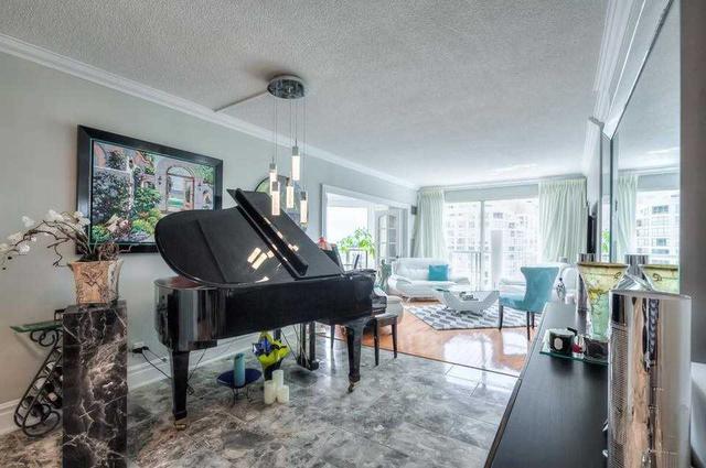 sph8 - 2261 Lake Shore Blvd W, Condo with 2 bedrooms, 2 bathrooms and 2 parking in Toronto ON | Image 4