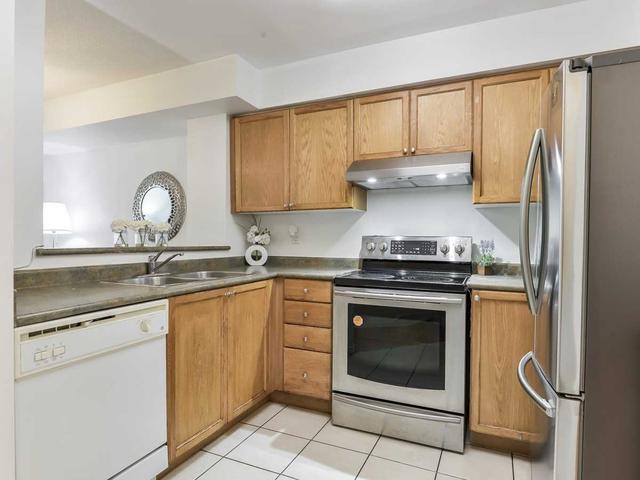 305 - 5 Emerald Lane, Condo with 2 bedrooms, 1 bathrooms and 1 parking in Vaughan ON | Image 25