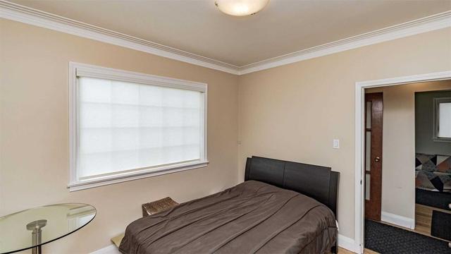 1033 Haig Blvd, House detached with 3 bedrooms, 2 bathrooms and 5 parking in Mississauga ON | Image 32