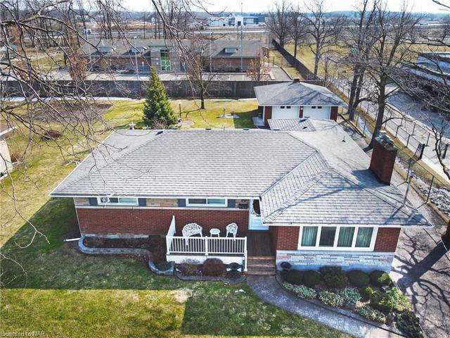 137 Richmond Street, House detached with 3 bedrooms, 2 bathrooms and null parking in Thorold ON | Image 23