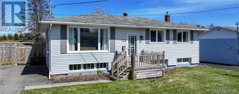 139 Champlain Drive, House detached with 4 bedrooms, 1 bathrooms and null parking in Saint John NB | Card Image