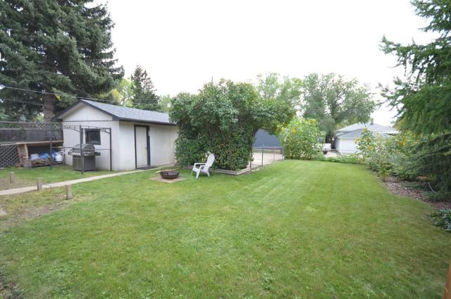 4137 40 Street, House detached with 3 bedrooms, 1 bathrooms and 3 parking in Red Deer AB | Image 6