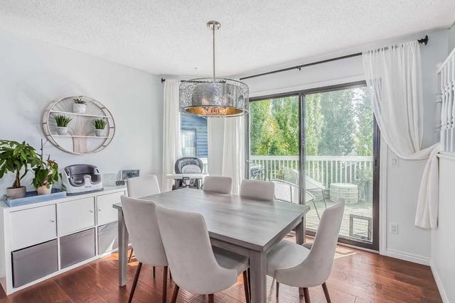 12 Stradwick Way Sw, House detached with 3 bedrooms, 2 bathrooms and 5 parking in Calgary AB | Image 11