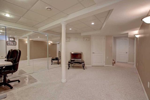 1 - 963 King Rd, Townhouse with 2 bedrooms, 3 bathrooms and 3 parking in Burlington ON | Image 22