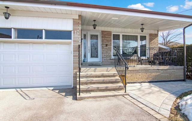17 Midvale Rd, House detached with 4 bedrooms, 4 bathrooms and 7 parking in Toronto ON | Image 12