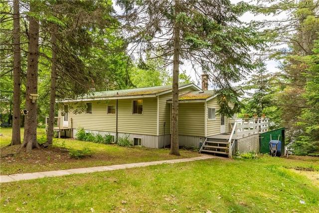 107 Blackfish Bay Road, House detached with 4 bedrooms, 1 bathrooms and 3 parking in Madawaska Valley ON | Card Image