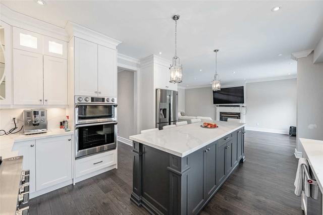 2285 Ridgeview Crt, House detached with 4 bedrooms, 4 bathrooms and 6 parking in Burlington ON | Image 6