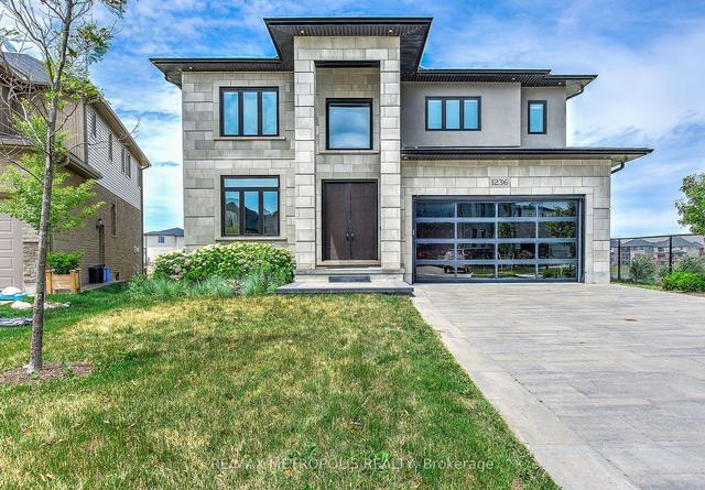 1236 Silverfox Dr, House detached with 4 bedrooms, 5 bathrooms and 6 parking in London ON | Image 1
