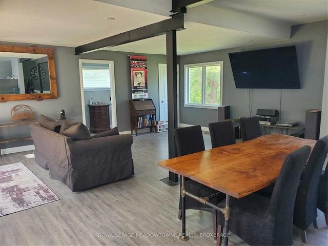 48 Old Mill Rd, House detached with 3 bedrooms, 2 bathrooms and 6 parking in Parry Sound, Unorganized, Centre Part ON | Image 2