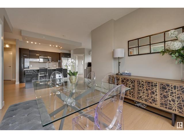 2204 - 10410 102 Av Nw, Condo with 2 bedrooms, 2 bathrooms and 1 parking in Edmonton AB | Image 11