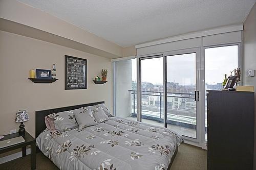 1003 - 25 Capreol Crt, Condo with 2 bedrooms, 2 bathrooms and 1 parking in Toronto ON | Image 7