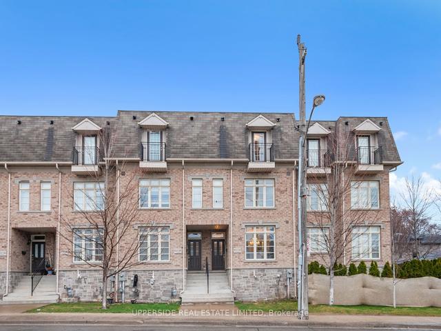 2675a Bathurst St, House attached with 4 bedrooms, 3 bathrooms and 1 parking in Toronto ON | Image 1