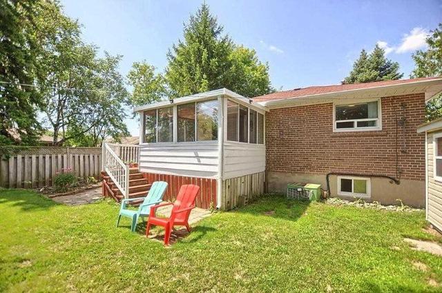 69 Melchior Dr, House detached with 3 bedrooms, 2 bathrooms and 3 parking in Toronto ON | Image 20
