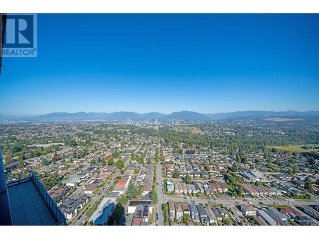 4002 - 4711 Hazel Street, Condo with 3 bedrooms, 3 bathrooms and 2 parking in Burnaby BC | Image 25