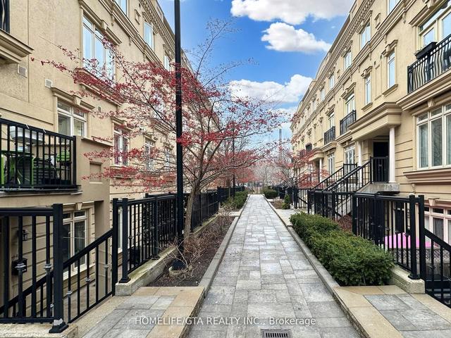 th32 - 68 Carr St, Townhouse with 2 bedrooms, 2 bathrooms and 1 parking in Toronto ON | Image 24