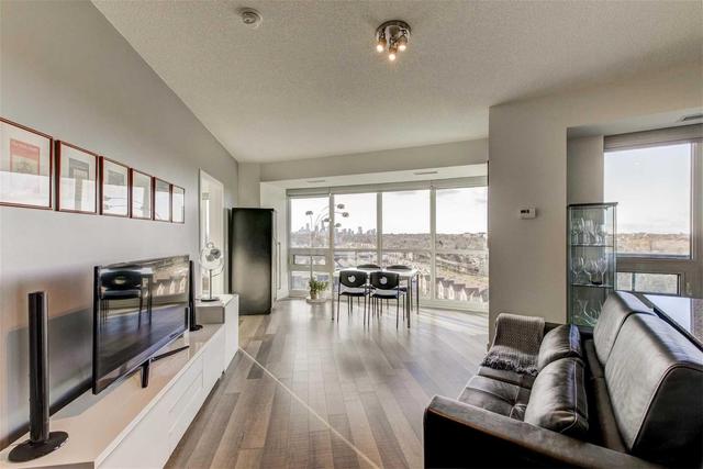 Lph 19 - 35 Brian Peck Cres, Condo with 2 bedrooms, 2 bathrooms and 1 parking in Toronto ON | Image 8