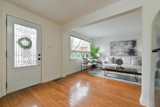 1 Holland Ave, House detached with 4 bedrooms, 3 bathrooms and 2 parking in Toronto ON | Image 34