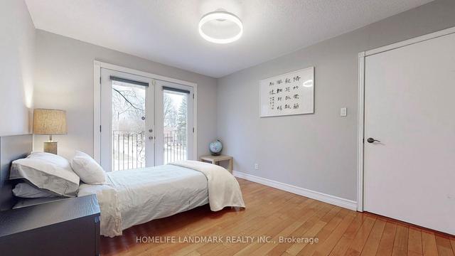 11 Caravan Dr, House detached with 4 bedrooms, 4 bathrooms and 4 parking in Toronto ON | Image 9