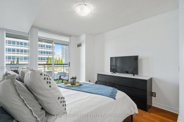 501 - 18 Parkview Ave, Condo with 1 bedrooms, 1 bathrooms and 1 parking in Toronto ON | Image 11