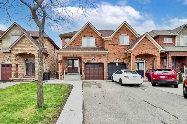 3258 Angel Pass Dr, House semidetached with 3 bedrooms, 4 bathrooms and 3 parking in Mississauga ON | Image 1