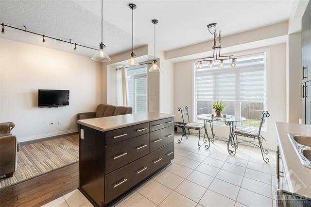 419 Haresfield Court, Townhouse with 3 bedrooms, 3 bathrooms and 3 parking in Ottawa ON | Image 9