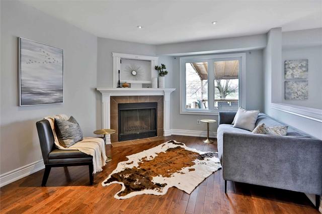 22 Tresher Crt, House detached with 3 bedrooms, 4 bathrooms and 3 parking in Ajax ON | Image 5