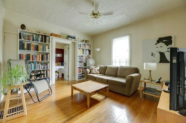 50 Regent St, House detached with 3 bedrooms, 2 bathrooms and 2 parking in Toronto ON | Image 2