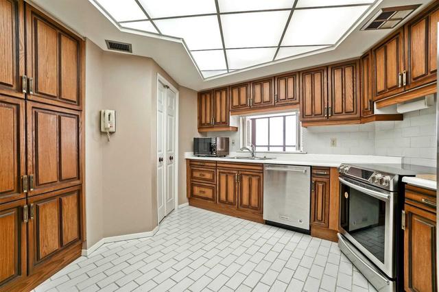 2509 - 2000 Islington Ave, Condo with 2 bedrooms, 2 bathrooms and 1 parking in Toronto ON | Image 32