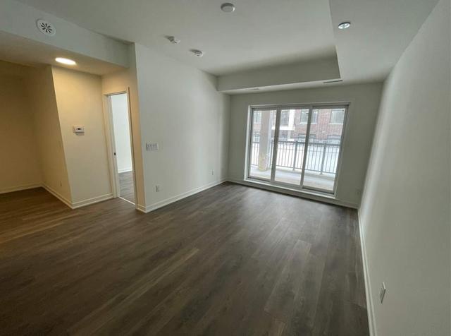 e-105 - 120 Canon Jackson Dr, Condo with 1 bedrooms, 1 bathrooms and 1 parking in Toronto ON | Image 3