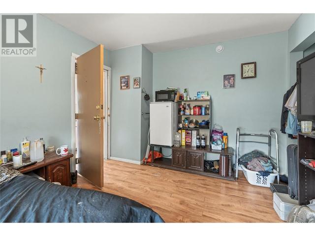 2300 35 Avenue, Home with 0 bedrooms, 0 bathrooms and 6 parking in Vernon BC | Image 26