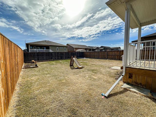 27 Vincent Crescent, House detached with 3 bedrooms, 3 bathrooms and 4 parking in Olds AB | Image 36