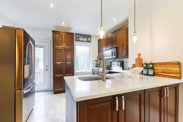 683 Balliol St, House semidetached with 3 bedrooms, 1 bathrooms and 1 parking in Toronto ON | Image 5