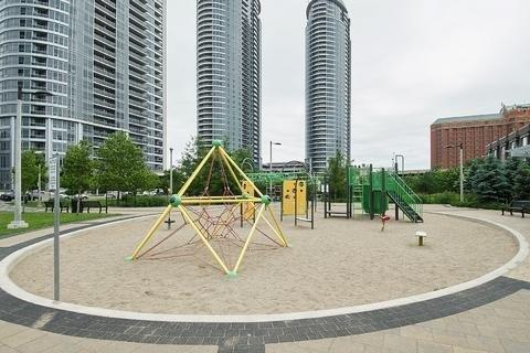 2618 - 181 Village Green Sq, Condo with 2 bedrooms, 1 bathrooms and 1 parking in Toronto ON | Image 19