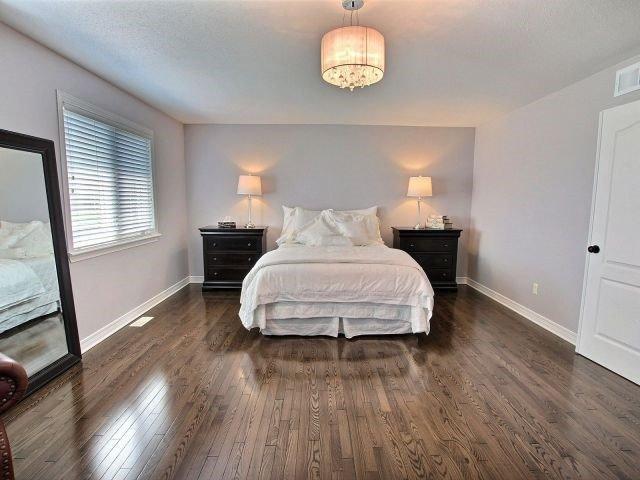 1898 Plainridge Cres, House detached with 4 bedrooms, 3 bathrooms and 4 parking in Ottawa ON | Image 10