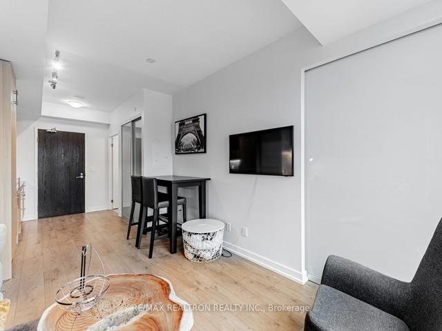 1202 - 297 College St, Condo with 1 bedrooms, 1 bathrooms and 0 parking in Toronto ON | Image 16
