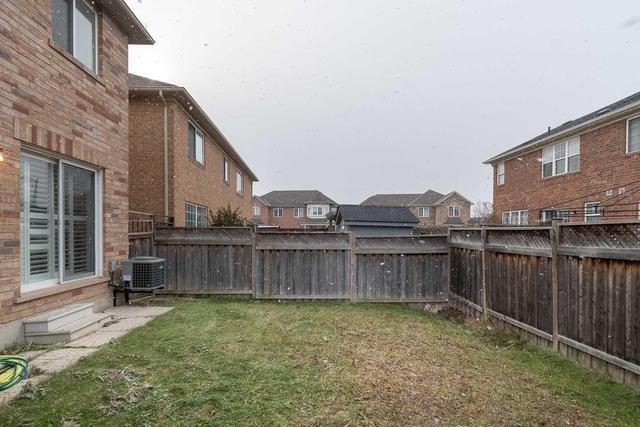 1105 Barr Cres, House semidetached with 4 bedrooms, 3 bathrooms and 2 parking in Milton ON | Image 20