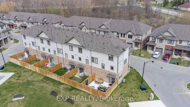 172 - 77 Diana Ave, House attached with 3 bedrooms, 2 bathrooms and 2 parking in Brantford ON | Image 29